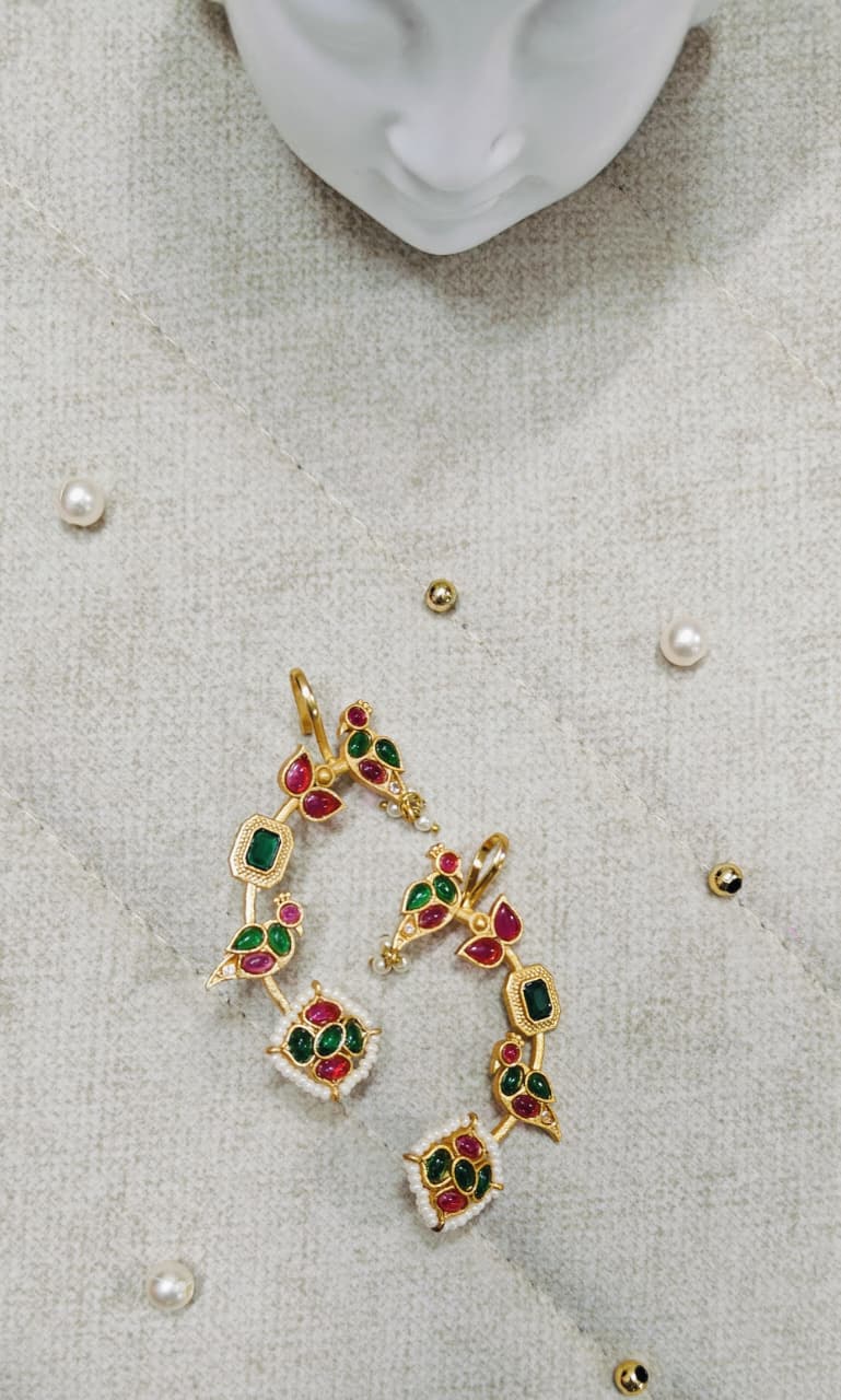 Kundan Kashmiri Karnphool/Ear Cuff for Women